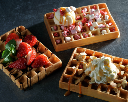 Elektrinė kepsninė Tefal OptiGrill+ + Vaflių plokščių rinkinys