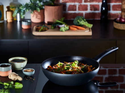 Wok keptuvė Tefal Ultimate 28 cm